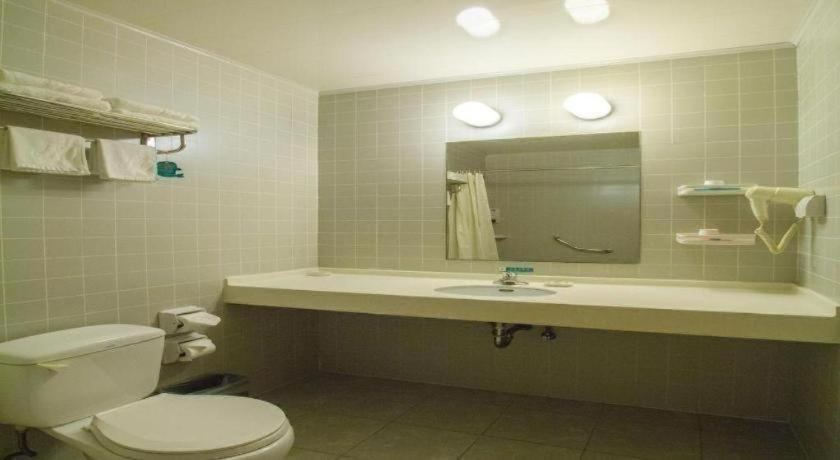 Hotel Jinjiang Expo Park Pusan Rd 3*