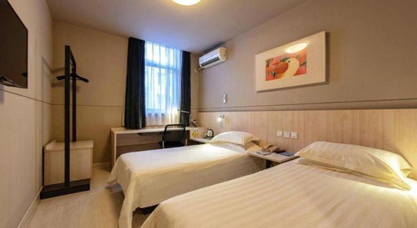 Jinjiang Expo Park Pusan Rd 3*